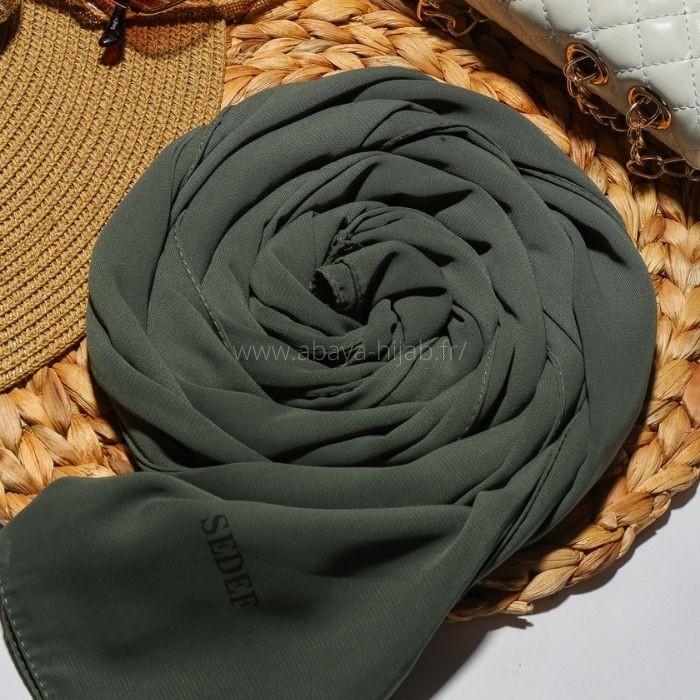 Hijab soie de medine a enfiler vert sedef Hijab soie de medine a enfiler vert sedef