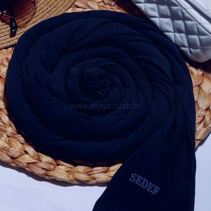 hijab soie de medine a enfiler bleu marine sedef hijab soie de medine a enfiler bleu marine sedef