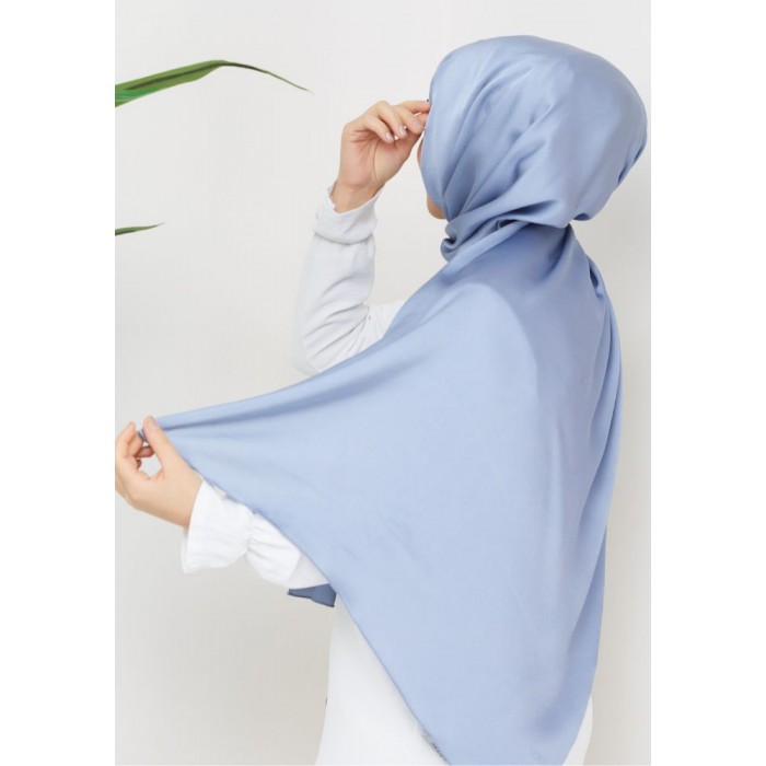 hijab satiné de marque sedef couleur gris bleu