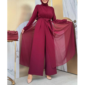 Combinaison femme musulmane de couleur rouge