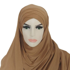 hijab croisé